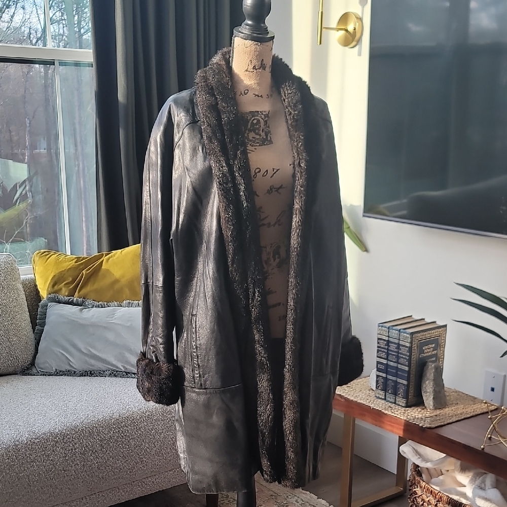 Women's Black Faux Fur Trim Coat